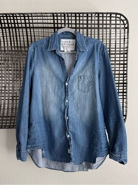 Frank & Eileen Eileen denim button down shirt